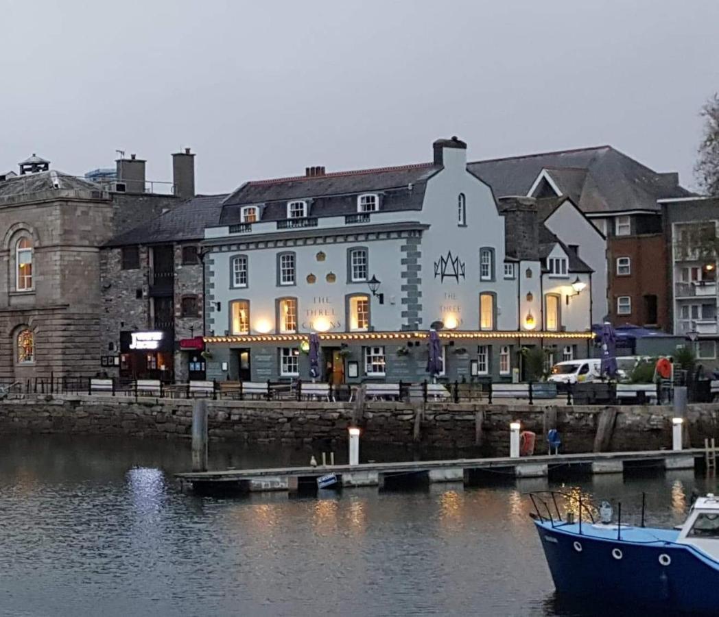 The Three Crowns B&B Plymouth Dış mekan fotoğraf