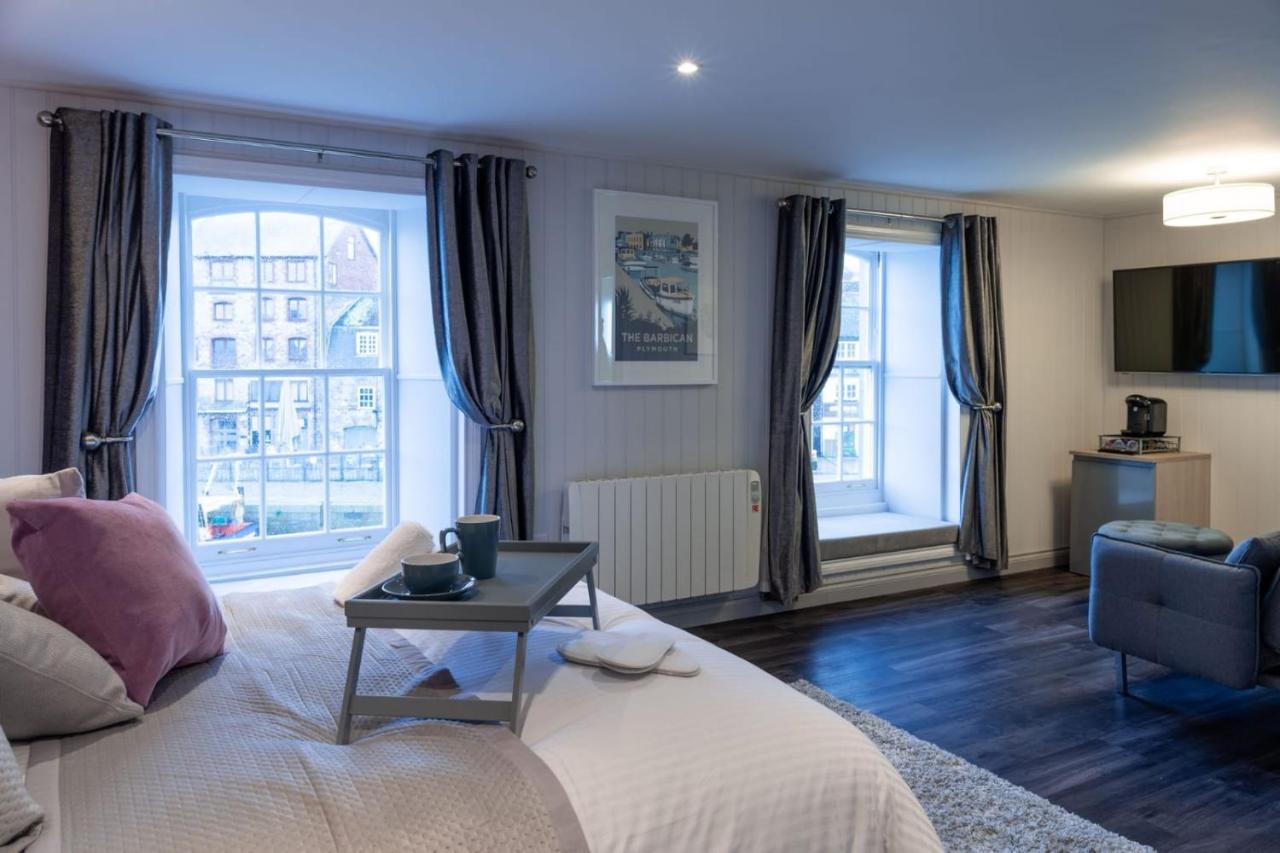 The Three Crowns B&B Plymouth Dış mekan fotoğraf
